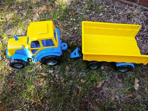 Traktor trekker mit - traktor,